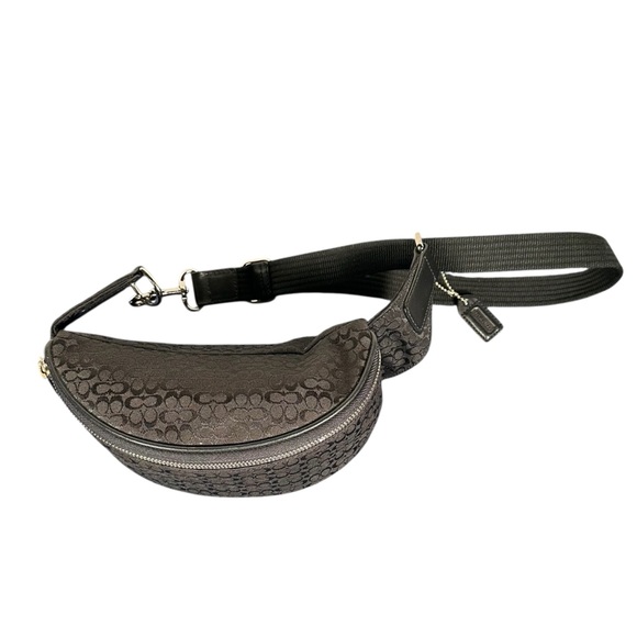 COACH Vintage Signature Jacquard Monogram Canvas Belt Bag / Waist Pack - Picture 7 of 15